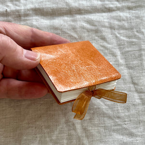 Square handmade mini journal in genuine leather - blank pages