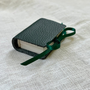 Tiny handmade mini journal in genuine leather - blank pages