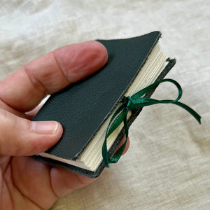 Midi handmade journal in genuine leather - blank pages