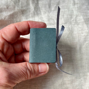 Tiny handmade mini journal in genuine leather - blank pages