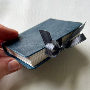 Midi handmade journal in genuine leather - blank pages