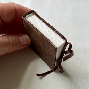 Square handmade mini journal in genuine leather - blank pages